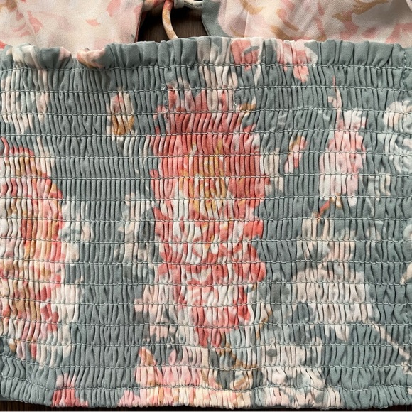 ABERCROMBIE Floral Tie Front Crop Top M - Picture 6 of 7